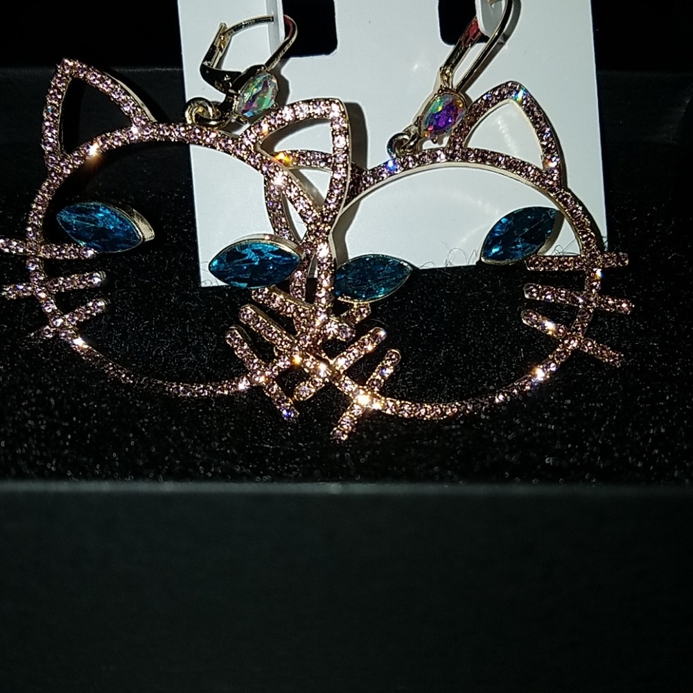 Fabulous rhinestone Betsey Johnson Kitty Cat earri - Picture 2 of 3